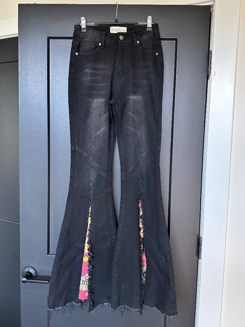 Kantha Bae Black Denim Dorito Bell Flare Jeans – Raw Hem Sari Inset